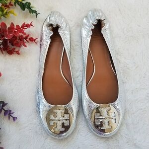 TORY BURCH Crackled Leather Silver REVA Ballet Flats